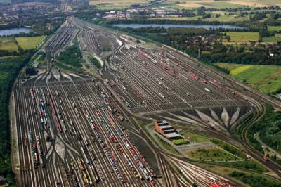 k.....4 - @jesse__pinkman: Pod Hamburgiem jest największa w Europie i druga co do wie...