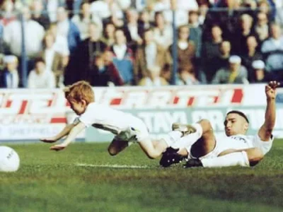 Skurwozaur - Legendarne zdjęcie
Leeds, rok 1990
Vinnie Jones fauluje 10 letniego ch...