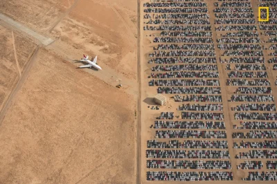 Pierdyliard - Tysiące Volkswagenów na pustyni Mojave, California.
Zwycięskie zdjęcie...