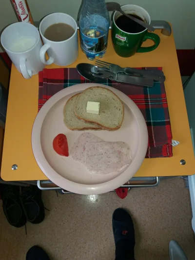 Kwassokles - #szpital #zdrowie #jedzenie i po śniadaniu 2 kromkichleba kosteczka masł...