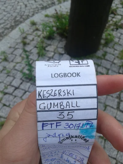 R.....z - Pozdrowienia ze Szczyrku Keszerzy.
#geocaching #opencaching