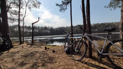 z.....k - Ładna pogoda więc wziąłem rower i pokręciłem trochę kilometrów. Przy okazji...