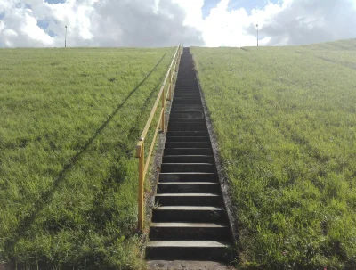 Mirkujacy - Kto idzie zemno schodami do nieba? ( ͡° ͜ʖ ͡°)

SPOILER
#schody #schod...