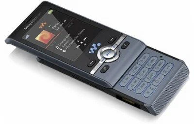 syntezjusz - Najlepszy telefon według mnie to był Sony Ericsson W595. Tak go lubiłem ...