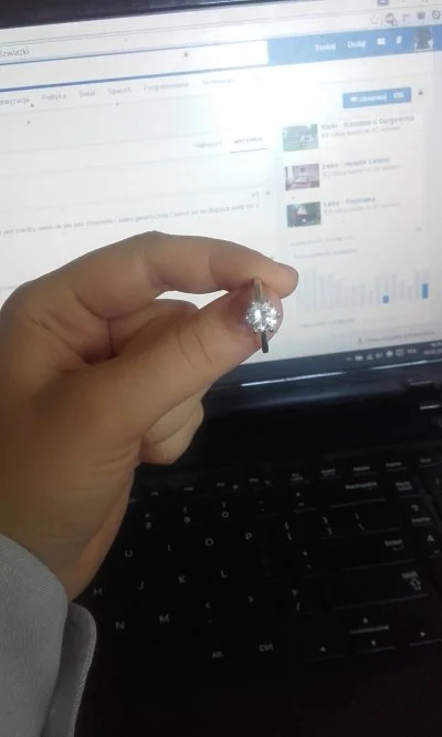 Ustaritz - @ibmab: Poza tym widać, że się nie wykosztowałeś mocno za pierścionek ;) N...