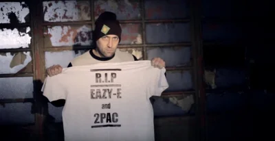 orzelek12 - Mireczki, wie ktoś gdzie dorwę taki t-shirt:
#rap #rapsy #hiphop #2pac #...