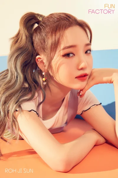 XKHYCCB2dX - #jisun #fromis9 
#koreanka