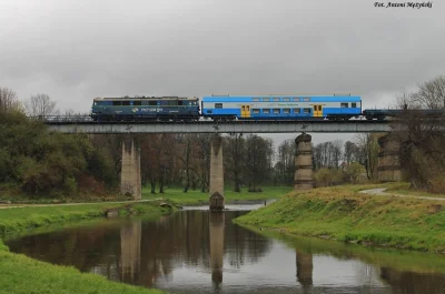 w.....4 - Pociąg z Bartoszyc do Trzemeszna Lubuskiego szykuje się do wyjazdu. 
#pkp ...