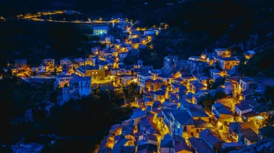 enforcer - Castelmezzano, Włochy
Foto: Federico Ravassard
#dziendobry #fotografia #...