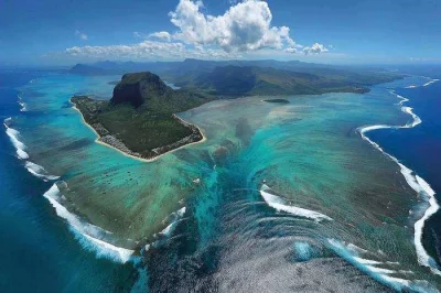 F.....x - @Fix:#mauritius #wyspy #woda #ocean #natura #przyroda Mauritius,Le Morne Br...