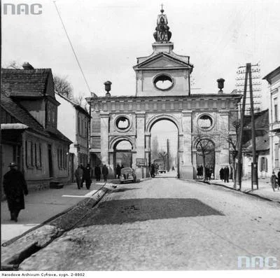 Z.....n - Stara brama miasta i dzwonnica na ul. Piłsudskiego w Siedlcach. Zburzona pr...