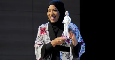 CoolHunters___PL - Barbie w hijabie na cześć olimpijskiej sportsmenki
Ibtihaj Muhamm...