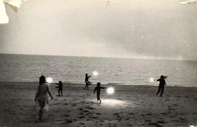 mamjuzkonto - Robert Frank (1924-2019)
Untitled (Children with Sparklers in Province...