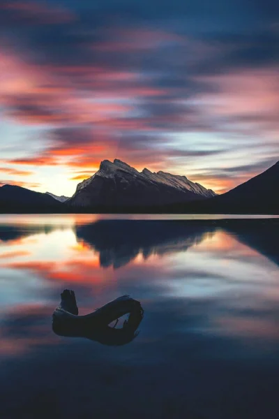 D.....k - Banff National Park, Alberta, Canada

To jest tysięczna tapeta, która wrzuc...