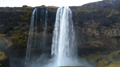 g.....7 - @sapieha: seljalandsfoss?