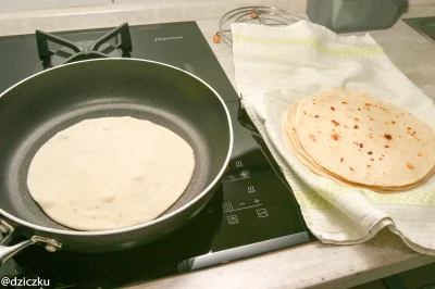 dziczku - #gotujzwykopem

Konstrukcja tortilli jest tak prosta, jak konstrukcja cepa....