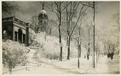 MiejscaWeWroclawiu - Pada śnieg! ( ͡° ͜ʖ ͡°)

Na zdjęciu Wzgórze Partyzantów w 1941...