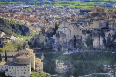 Sensitive - Cuenca, Hiszpania


 Miasto usytuowane jest z dala od głównych dróg na po...