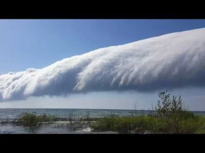 starnak - Rare morning glory cloud off Lake Michigan