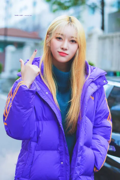 XKHYCCB2dX - #jane #momoland
#koreanka