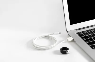 sekurak - Piękny i niewzbudzający podejrzeń kabel USB. Z małym dodatkiem – niewidzial...