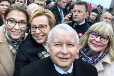 ChomikTwardyposlad - Dobra, słuchajcie. Mam dość. Prowadzę fajną firmę Jaruszex i wsz...