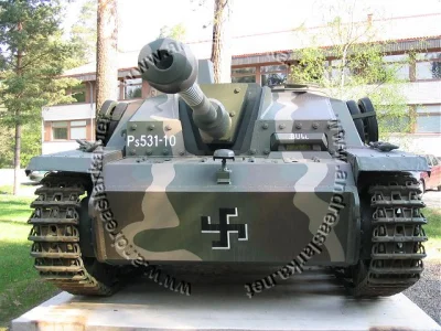 wojtoon - Niemieckie działo szturmowe StuG III Ausf. G w barwach "bohaterskiej" armii...