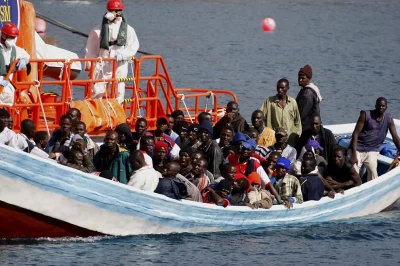 danoxide - Biedni Syryjczycy uciekający przed wojną na łódkach ( ͡° ͜ʖ ͡°)

#syria ...