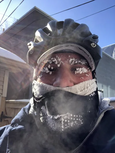 tomosano - Tak kończy się pedałowanie przy - 27°C, Chicago. ( ͡° ͜ʖ ͡°)

#rower #zi...
