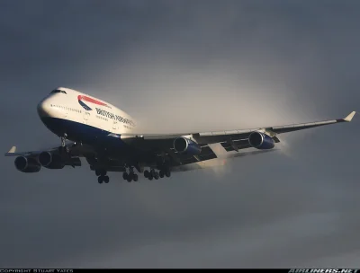 B....._ - Boeing 747 jest trzecim co do wielkości samolotem odrzutowym, większymi roz...