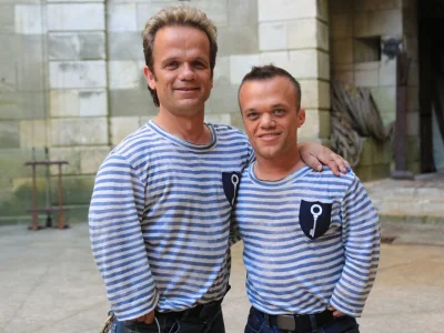 D.....t - ( ͡° ͜ʖ ͡°)ﾉ⌐■-■
Witame pozdrawiame! 
SPOILER
#gimbynieznajo #fortboyard