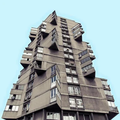 K.....l - Znowu Belgrad. 

Housing building
Belgrade,Serbia,
built in 1963,
Architect...