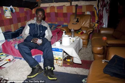 f.....d - @osters: http://www.dailymail.co.uk/news/article-3083841/Migrants-home-home...