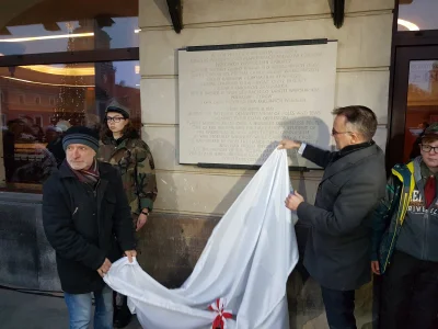 s.....s - Odsłonięcie tablicy poświęconej Michałowi Landemu, który zginął w 1861 r. p...