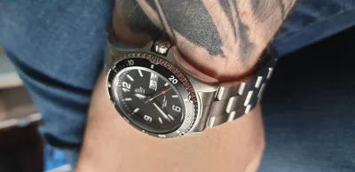 daniel9456 - @Del: jednak fajne to CreationWatches

No nie wierzę, znowu obróciło..