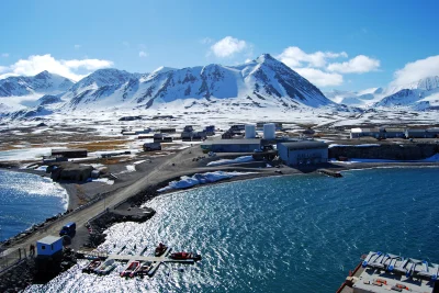 crazyfigo - Svalbard znany bardziej jako Spitsbergen.

Norweski archipelag położony...