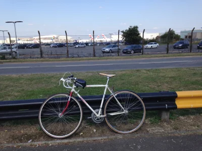 s.....k - Miałem za Londyn wyjechać. Dojechałem do Ashford :/ i kolejne foto z Heathr...
