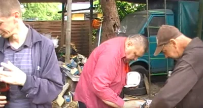 kolonko - Dzieci w krajach trzeciego świata głodują, a menele dostają paczki i prezen...