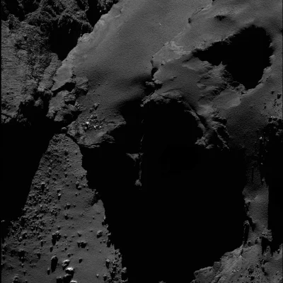 d.....4 - 67p sfotografowana 12 marca z odległości 18 km przez sondę Rosetta. 

#kosm...