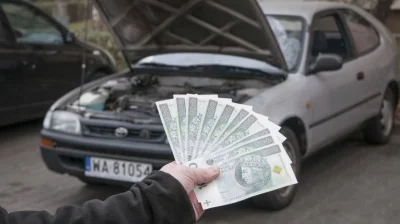 WesolekRomek - Za 2500 złotych można kupić używany samochód albo dobry komputer do gi...