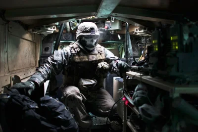 johann89 - Ciekawe zdjęcie żołnierza piechoty morskiej z 2010 roku. Zdjęcie o tyle in...