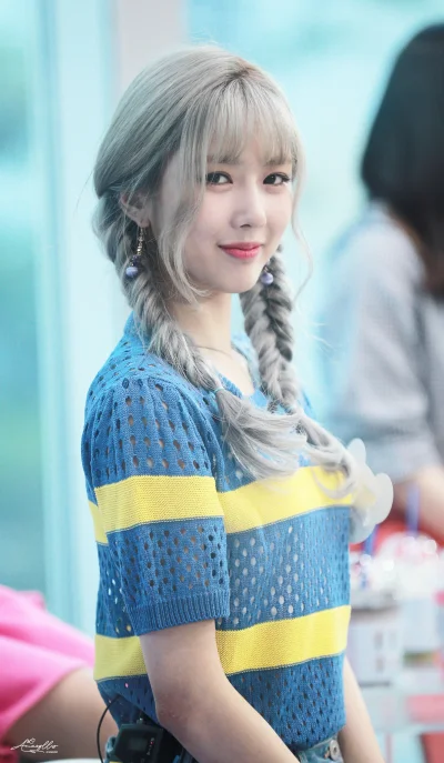 XKHYCCB2dX - #yoohyeon #dreamcatcher 
#koreanka