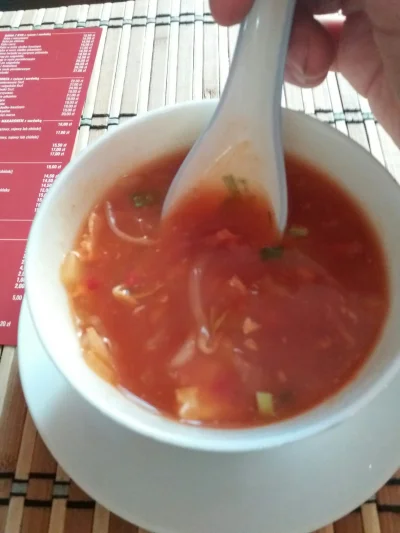 krabsik - Dlaczego zawsze u chinczyka zupą nazywają rosół z #!$%@? sosem i kiełkami o...