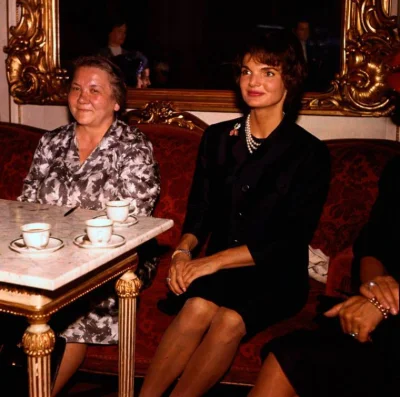 Resenbrink - Zderzenie światów - Nina Chruszczowa i Jacqueline Kennedy. Pierwsze w hi...