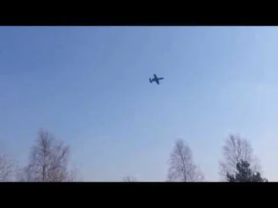Millowisck - Moja koleżanka dosłownie godzinę temu nagrała A-10 latające nad jej dome...