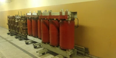 M.....a - @cichooo: mozna wpaść ze swoim transformatorem?