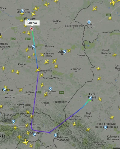 pan-audytor - Omijanie #burza level LOT #flightradar24