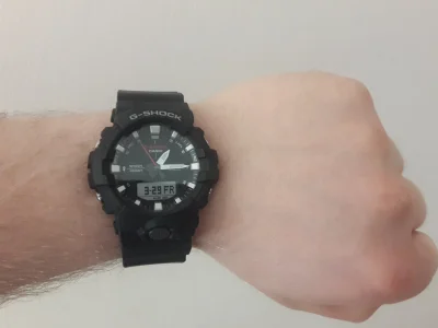 superbazyl - Taki mam na dziś zegarek, zwykły G-shock mi się podoba i na mojej się do...