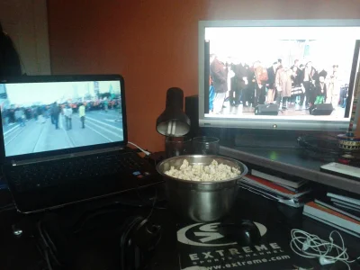 laska0 - #popcorn gotowy teraz czekam na zadymy ;3 #marszniepodleglosci #faszysci #po...