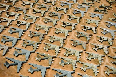 R2D2zSosnowca - Cmentarzysko bombowców, Arizona 
#b52 #fotografia